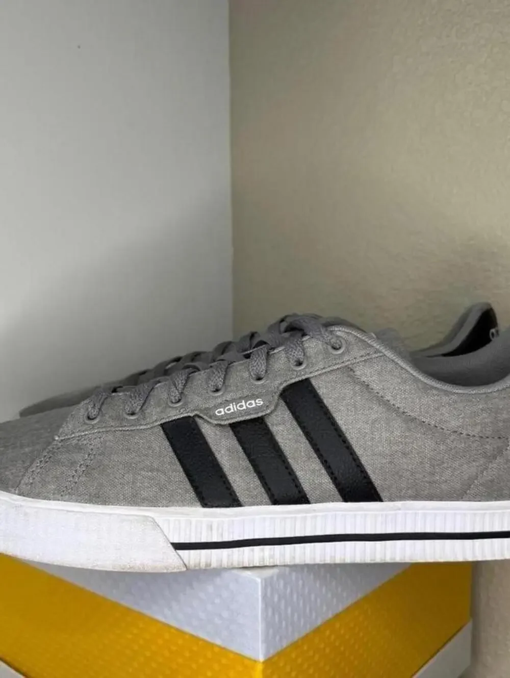 adidas Daily 3.0 Sneakers Men's 13 Gray Canvas Black Stripe Skate Shoes